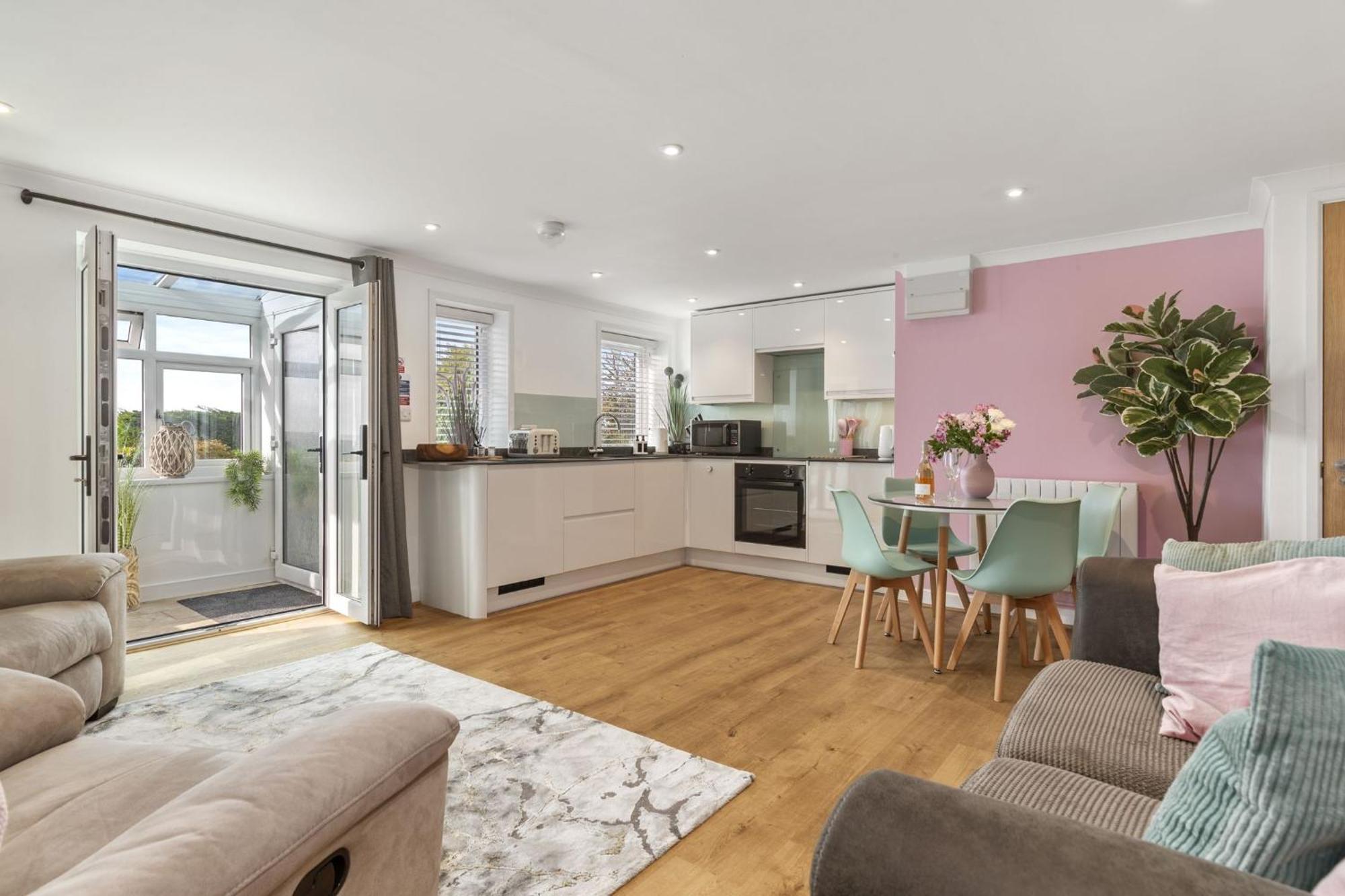 The Hidden Valley - A Stylish Rural Retreat, Perfect For Families St Clears Exterior photo